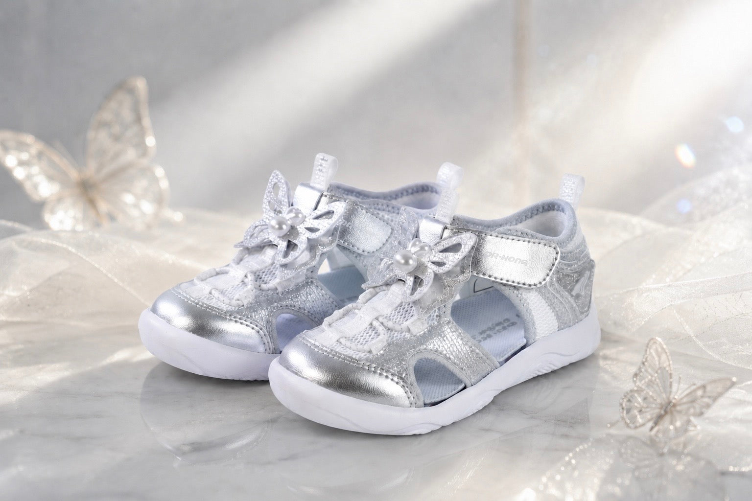 Silver Flutter by Dr. Kong | Girls' Orthopedic Shoes in Dubai & UAE Dr. Kong